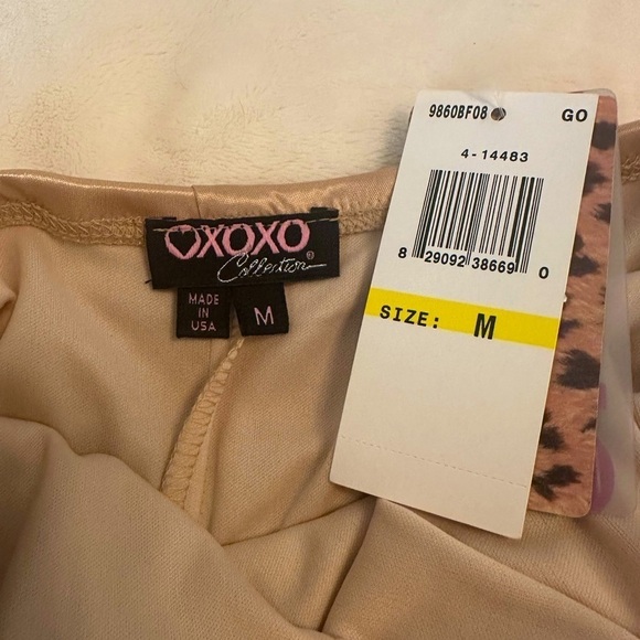 NWT XOXO Gold evening dress Size Medium - Picture 11 of 11